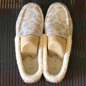 Rothy's Cozy Cat The Sliipper